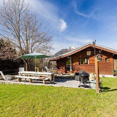 Вилла Sauvage Les Combes  Экстерьер фото