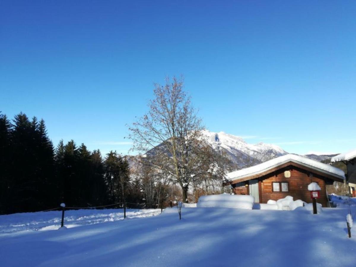 Вилла Sauvage Les Combes  Экстерьер фото